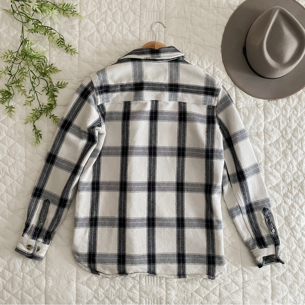 Carhartt Plaid Button Down Top - Picture 4 of 4